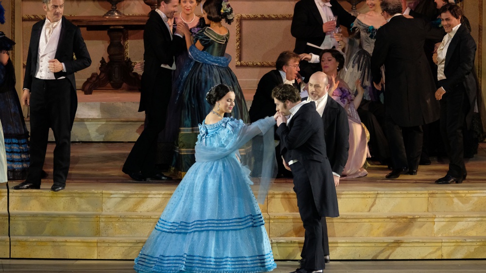 La Traviata tra emozione e scalpore. L’Opera di Giuseppe Verdi nell’incantevole scenario dell’Arena di Verona