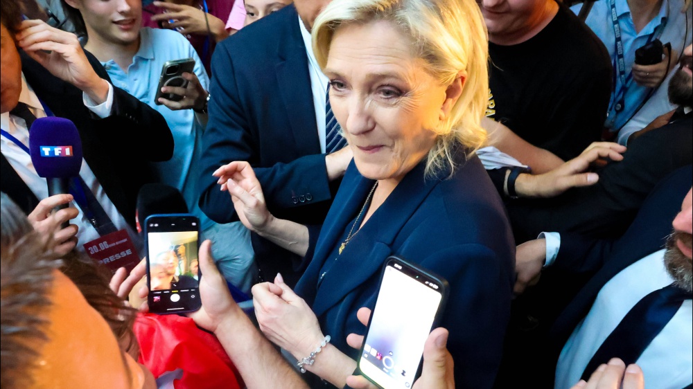 L’estrema destra di Marine Le Pen vince il primo turno delle legislative anticipate in Francia, affluenza record