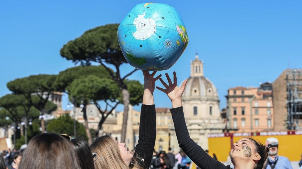 L’Italia scivola al 30/mo posto nella lotta alla crisi climatica. Il podio della classifica resta vuoto