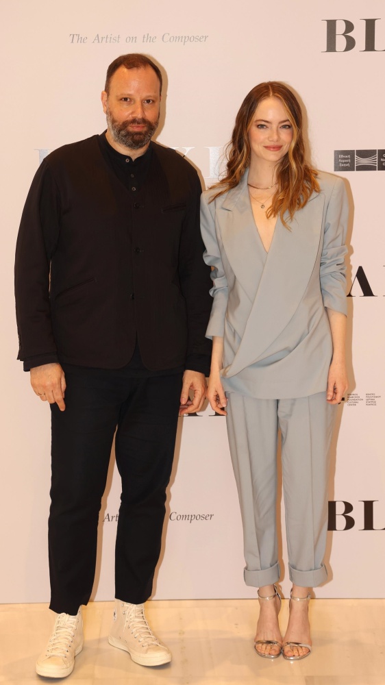 Lanthimos ed Emma Stone di nuovo insieme nel film “Bugonia”. L’uscita è prevista per fine ottobre