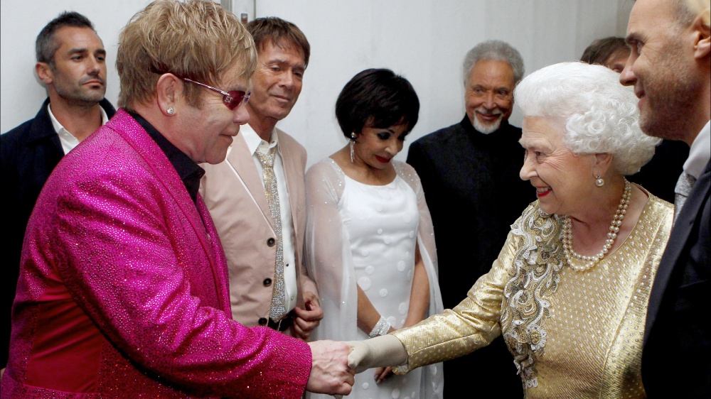 L’omaggio alla Regina Elisabetta II da parte del mondo della musica. Il ricordo e i riconoscimenti, da Elton John ai Duran Duran