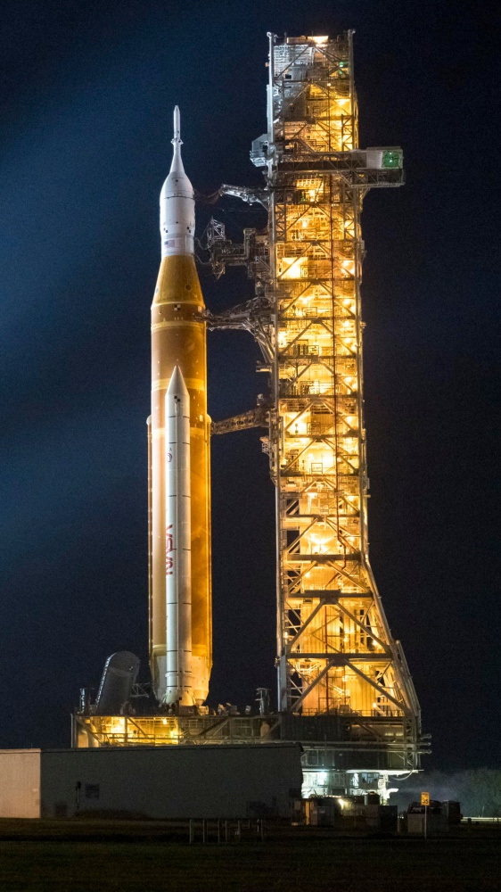 L’uomo torna sulla Luna, gli astronauti di Artemis sono pronti per una missione epica