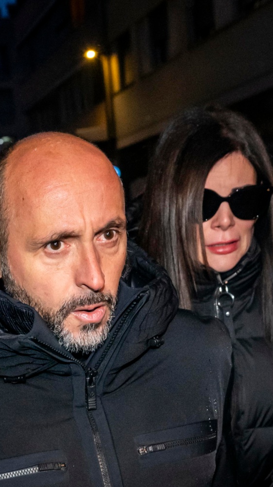 Le constellation: cautelare per Jacques Moretti , domiciiari per la moglie, indagine italiana avviata