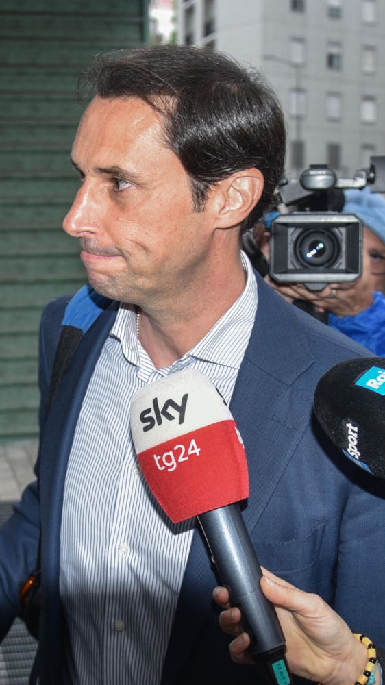 Le indagini sul caso arbitri avanti sino a novembre, ancora fuori dalla vicenda le società di  calcio