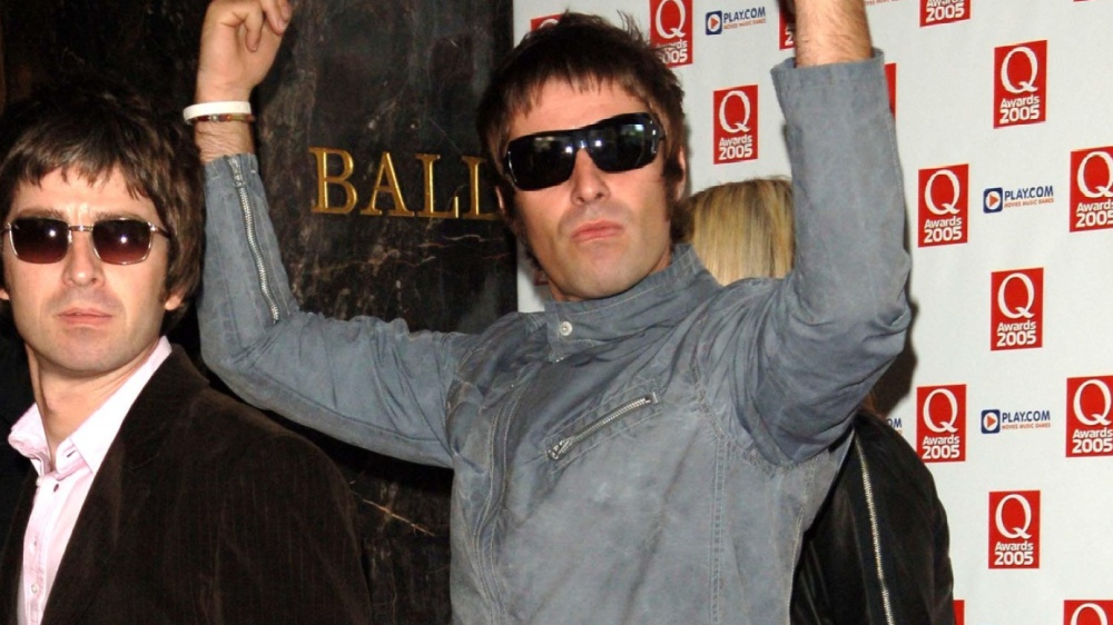 Liam e Noel Gallagher avrebbero una sorella segreta. Il racconto lascia tutti senza parole