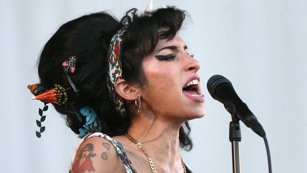 Lo spirito ribelle da Rock and Soul della musica popolare: oggi Amy Winehouse avrebbe compiuto 40 anni