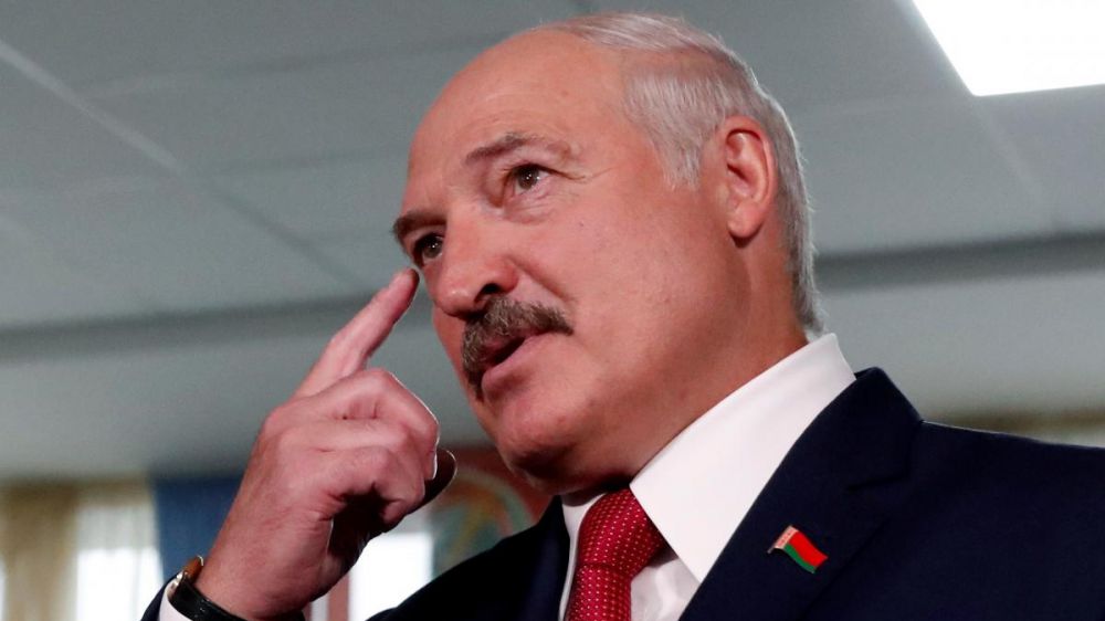 Lukashenko apre a nuove elezioni in Bielorussia con una nuova costituzione: "Se proprio ci tenete"