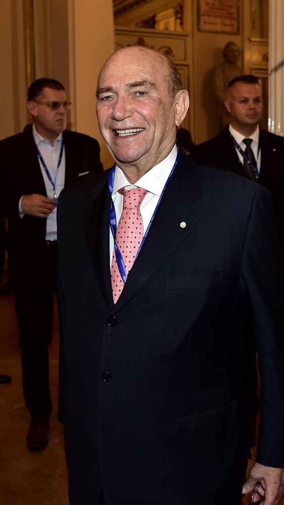 Lutto nel mondo del calcio, è morto Ernesto Pellegrini, presidente dell'Inter dello scudetto dei record