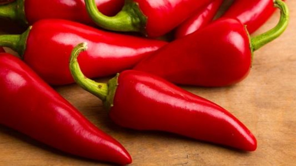 Made in Italy, il peperoncino  è  in crisi, dall’estero arriva a prezzi stracciati