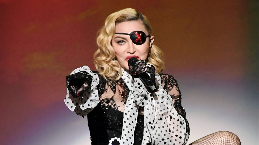 Madonna annulla tre date del tour, sto provando troppo dolore