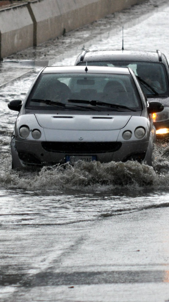 Maltempo, allerta meteo arancione e scuole chiuse in Sicilia nella giornata di domani 13 novembre