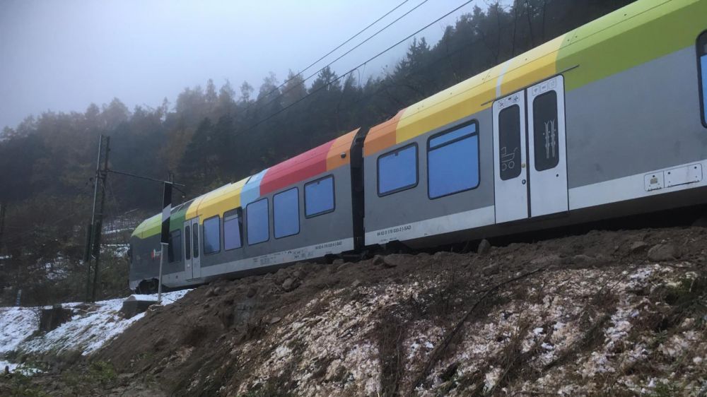 Maltempo, deraglia treno in Val Pusteria, nessun ferito