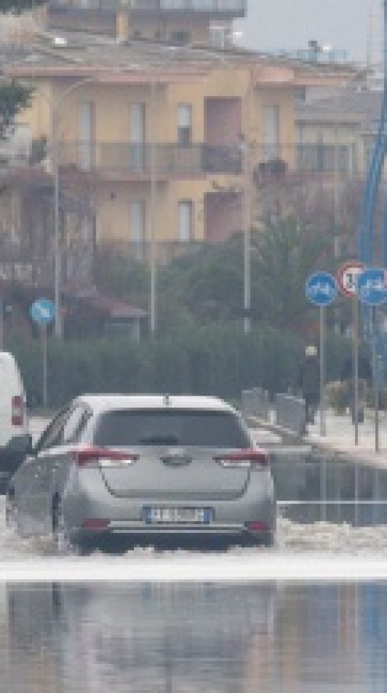 Maltempo: domani allerta arancione in Lombardia, Veneto e Friuli Venezia Giulia