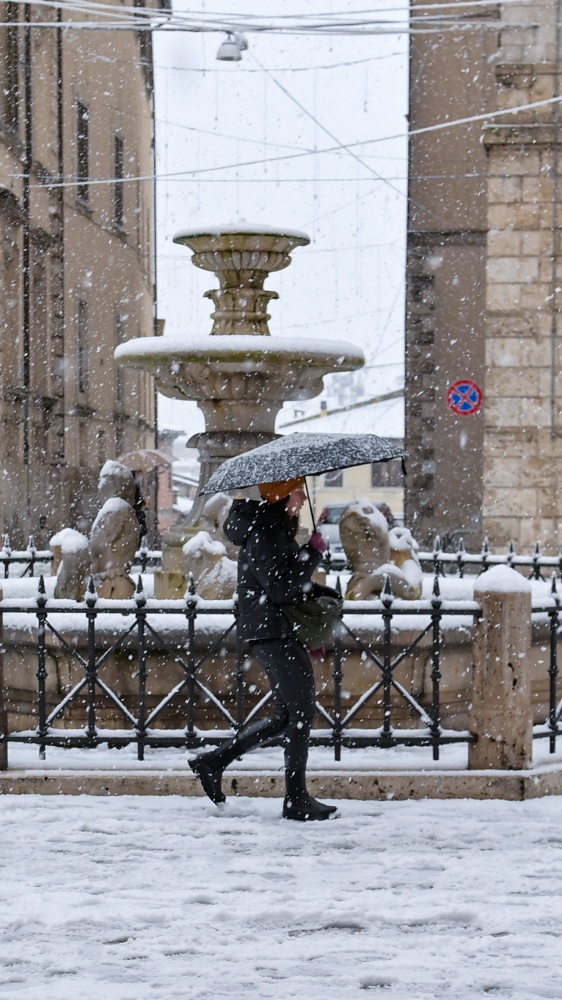 Perturbazioni sull'Italia, in arrivo freddo e neve anche a bassa quota