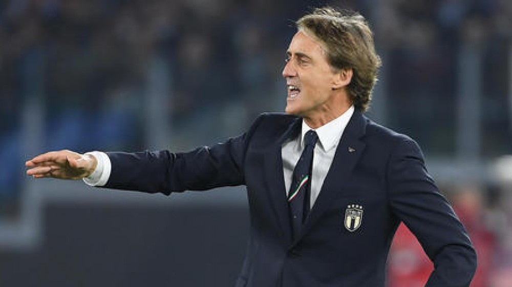 Mancini: "vogliamo andare al Mondiale e vincerlo". Dybala non rinnova con la Juventus