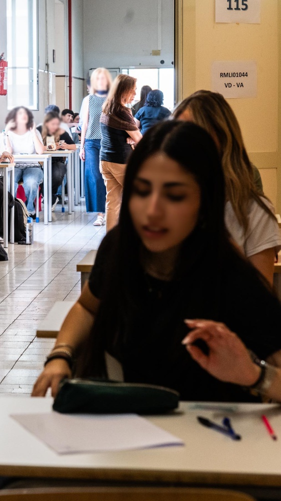 Maturità 2025, al via la prima prova: eleborato di italiano.