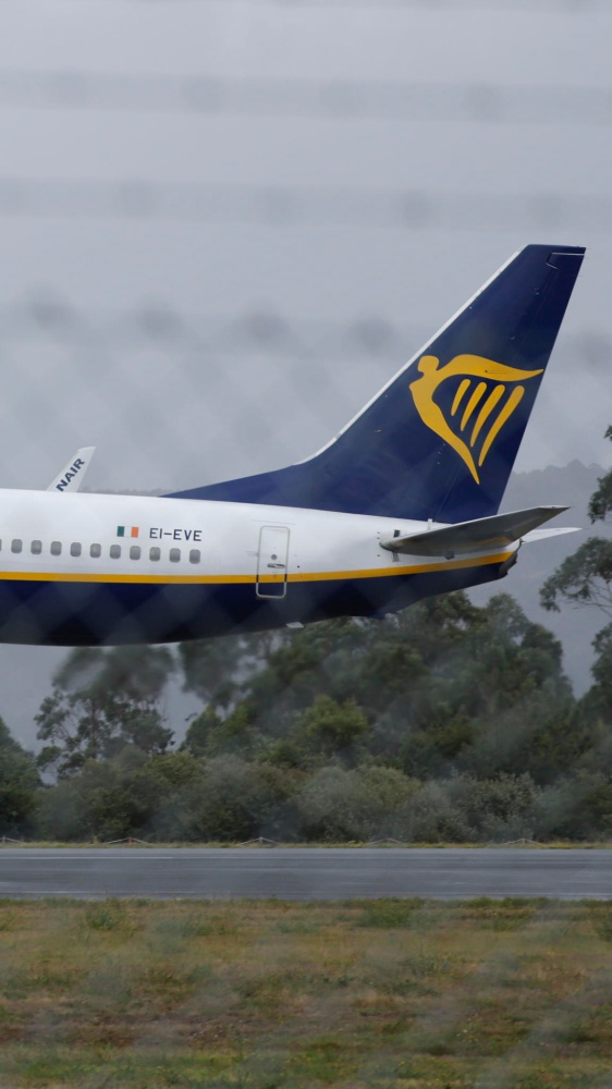 Maxi multa a Ryanair: Antitrust sanziona la compagnia per abuso di posizione dominante in Italia