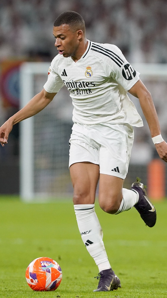 Mbappé ricoverato in ospedale a Miami, ecco come sta il fuoriclasse del Real Madrid