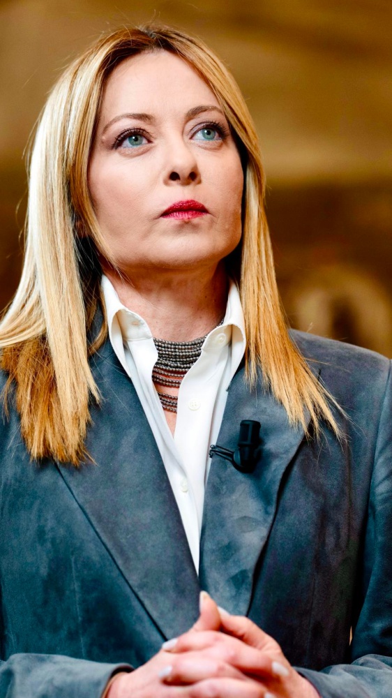 Medio Oriente, vertici a Palazzo Chigi con Meloni e ministri. Le opposizioni: “La premier venga in Parlamento”