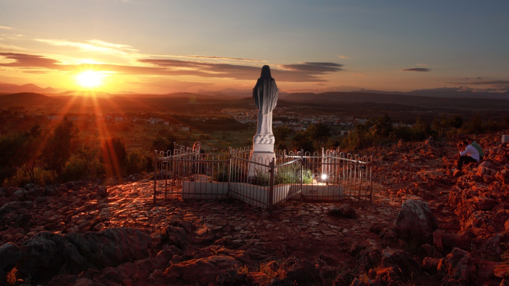 Medjugorje: il Vaticano dice sì al culto pubblico ma non ai viaggi solo per conoscere i veggenti