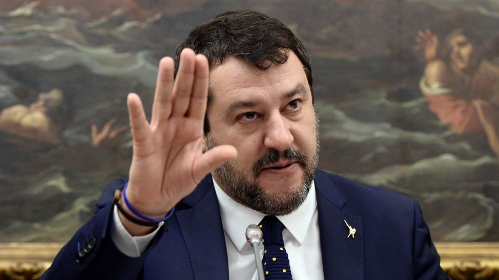 Mes, Salvini chiama il Quirinale, Conte: "Lo querelo"