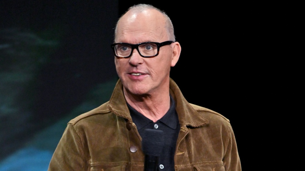 Michael Keaton torna al cinema con La memoria dell’assassino