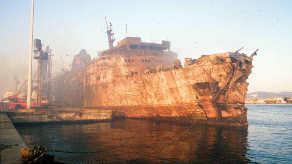 Moby Prince, la presenza di una terza nave fu la causa della collisione con la petroliera Agip Abruzzo