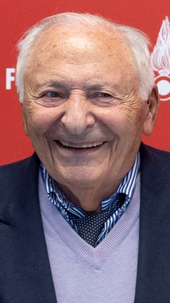 Mogol in volo  con la moglie con l'elisoccorso dei vigili del fuoco da Sanremo a Roma,"vigili splendidi"