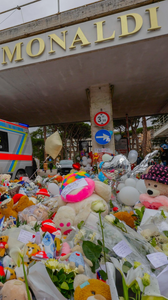 Morte del piccolo Domenico: stop a trapianti pediatrici al Monaldi dopo l'ispezione nell'azienda ospedaliera