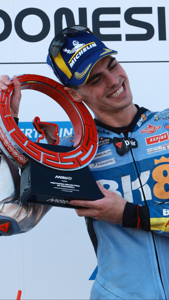 MotoGp, Aldeguer vince la prima gara in carriera, fuori al primo giro Marc Marquez e Bezzecchi