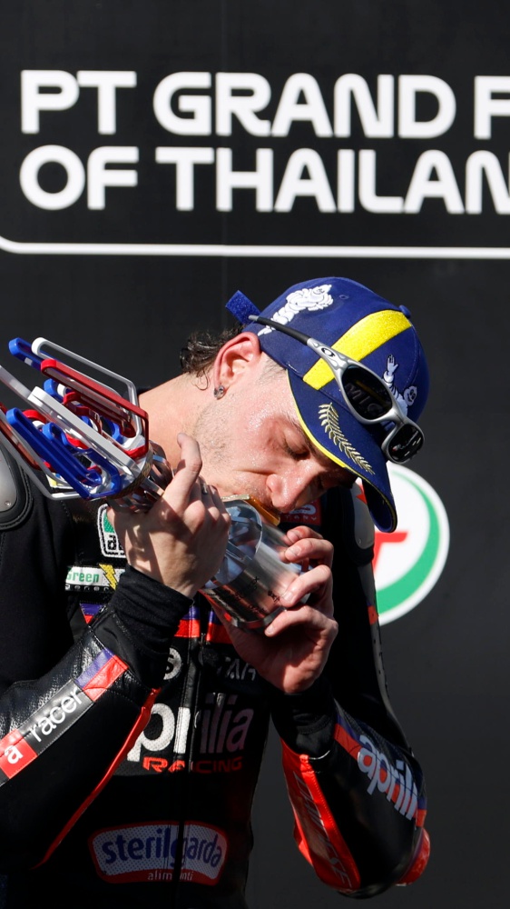 MotoGp, Marco Bezzecchi vince il Gran Premio di Thailandia