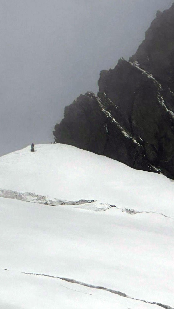 Nepal: i cinque escursionisti di Como sono vivi e stanno bene, riprese le ricerche degli altri dispersi