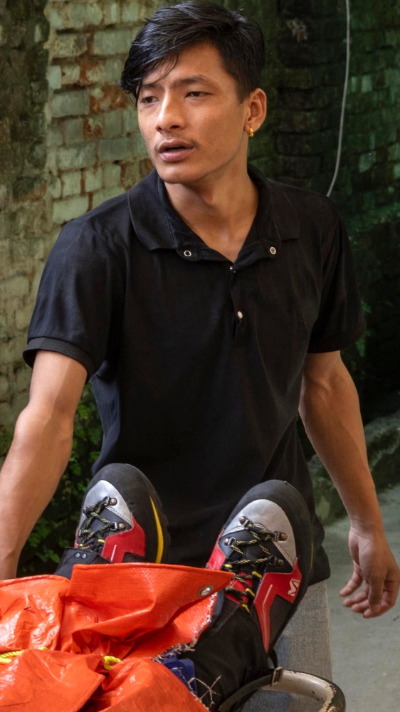 Nepal: sono sette gli alpinisti italiani che mancano all'appello, dopo le rovinose valanghe suil''Himalaya