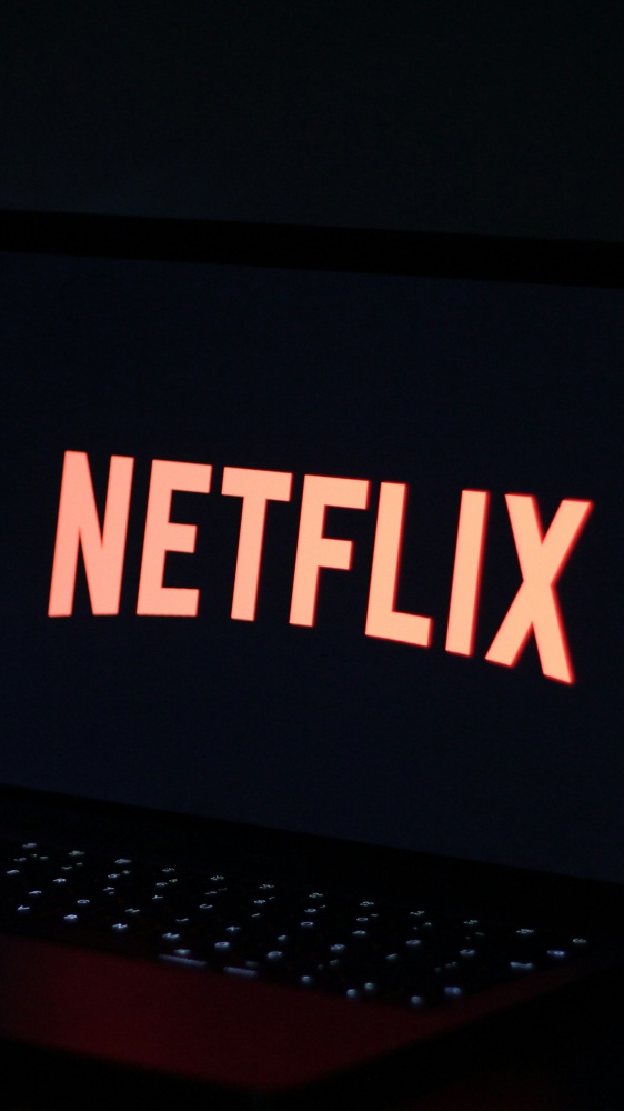 Netflix lancia Momenti, la nuova funzione per salvare e condividere le scene preferite