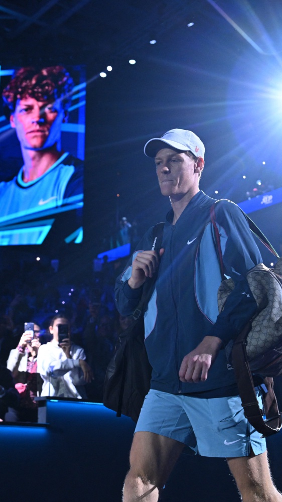 Nitto ATP Finals, fantastico Sinner che vola in semifinale da primo, passa anche Fritz