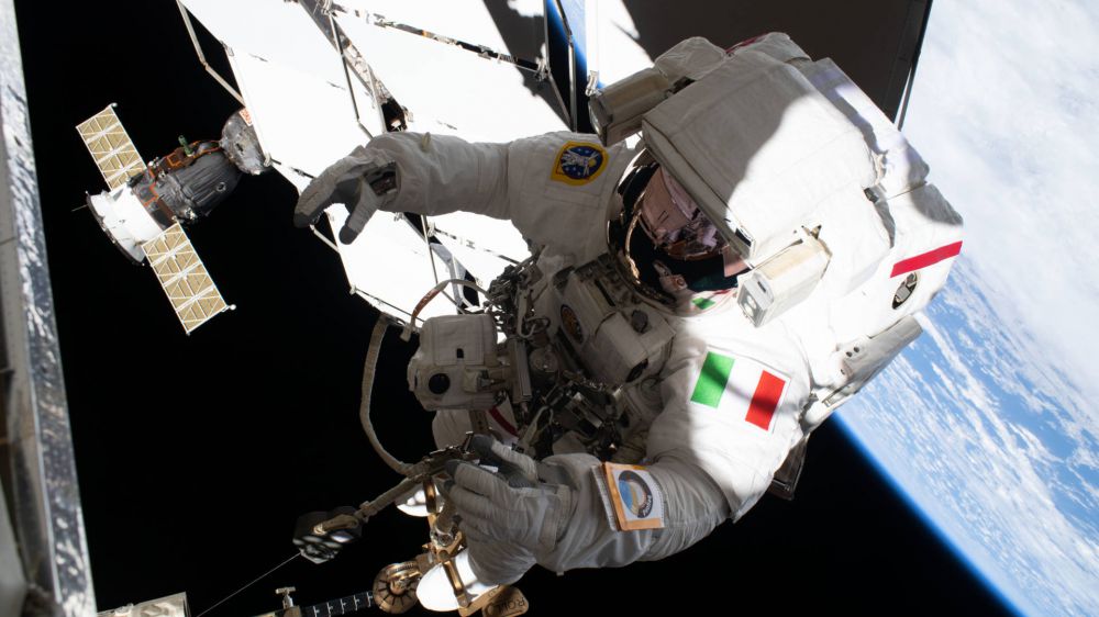 Nuova passeggiata spaziale per Luca Parmitano, è la quarta