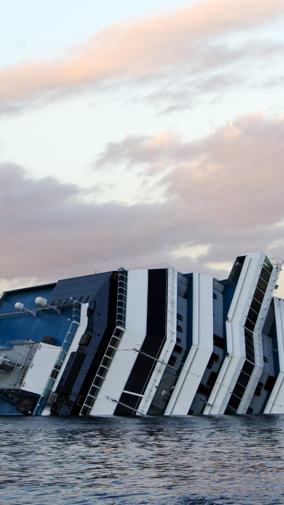Oggi, martedì 13 gennaio 2026, ricorre il 14esimo anniversario del naufragio della Costa  Concordia all’Isola del Giglio