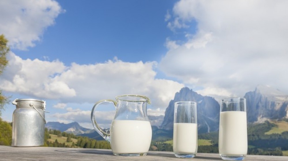 Oggi si celebra la Giornata Mondiale del Latte, alimento evergreen,  gli europei sono al top per i consumi