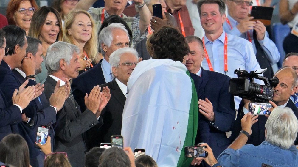 Olimpiadi 2024: consegnato dal Presidente Mattarella il tricolore agli azzurri Tamberi ed Errigo