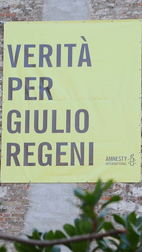 Omicidio Regeni: domani al via il processo a Roma, nelle liste dei testi ci sono anche Al Sisi e Matteo Renzi
