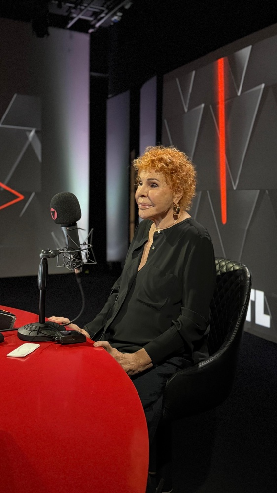 Ornella Vanoni a RTL 102.5: “Volevo fare qualcosa di nuovo e di diverso, così è nata l’idea di riprendere dei miei brani”