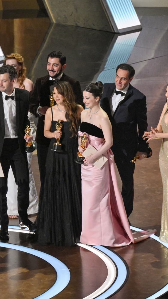 Oscar 2025, Anora è il miglior film. Clamoroso: Mikey Madison è la miglior attrice per Anora. Adrien Brody è miglior attore protagonista