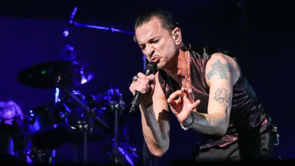 Ovazione per i Depeche Mode superospiti al Festival di Sanremo
