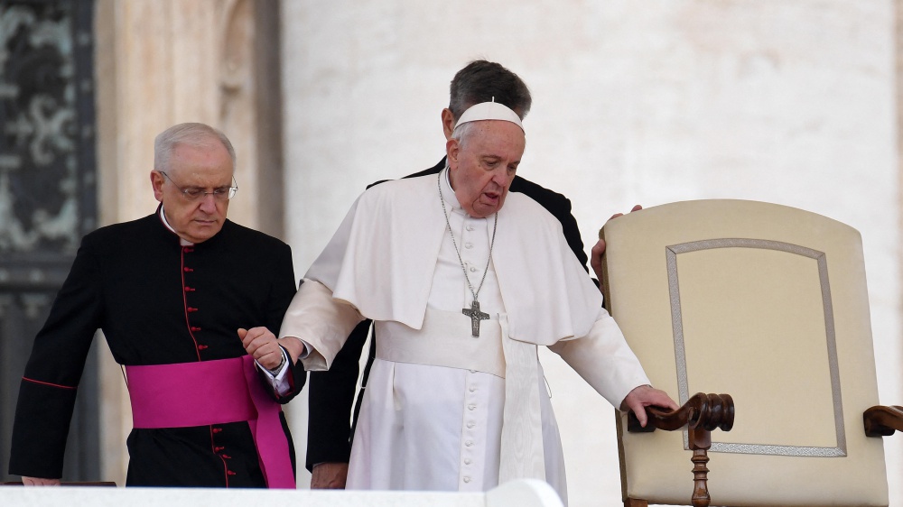 Papa Francesco sta bene: domani uscirà dal Gemelli e domenica sarà a San Pietro, per la messa delle Palme