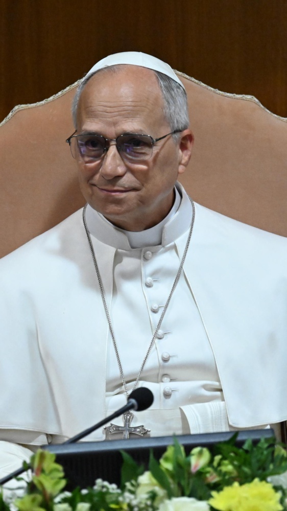 Papa Leone presenta l'enciclica Magnifica Humanitas. "Restiamo umani e disarmiamo l'intelligenza artificiale"
