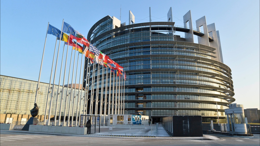 Parlamento Europeo, votato il regolamento per l’intelligenza artificiale