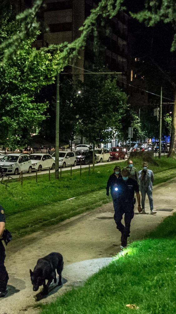 Paura a Milano un tredicenne di origine egiziana accoltellato in centro, è in gravi condizioni