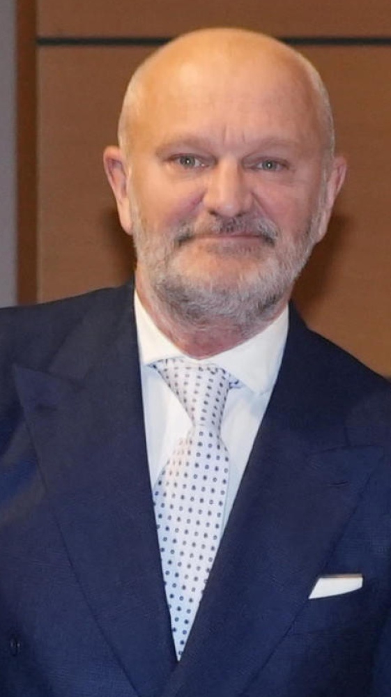 Pioggia di critiche su Andrea Pucci, il comico  rinuncia a Sanremo