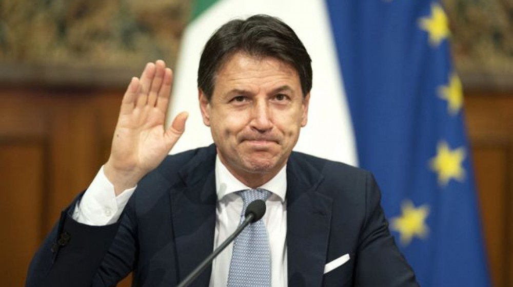 Professore, ministro, avvocato o leader, quale futuro aspetta ora Giuseppe Conte?