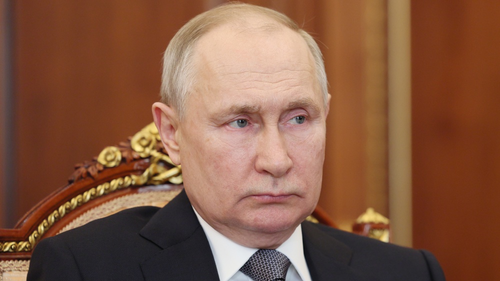 Putin annuncia il dispiegamento di missili balistici in grado di trasportare testate nucleari